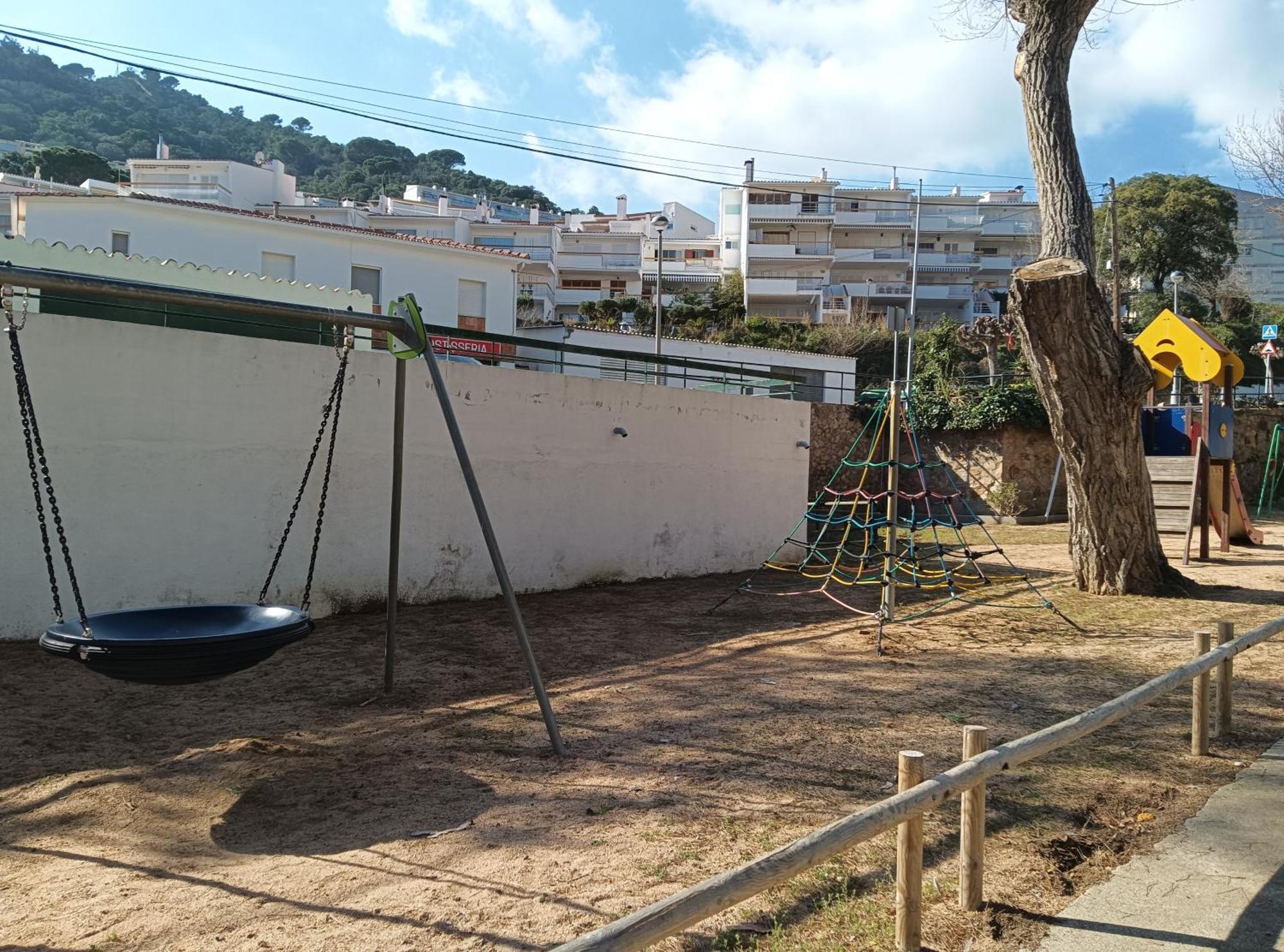 Apartamento Con Piscina - Tossa - Magnificas Vistas Al Mar Girona Exterior photo